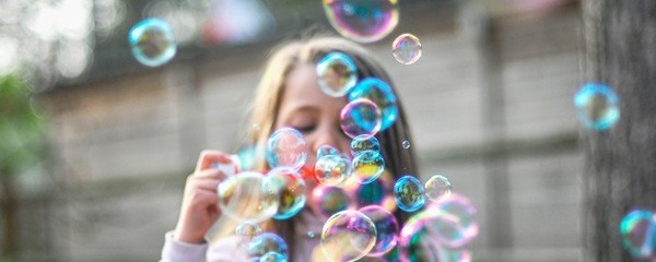 Die Magie der Seifenblasenshow: Ein unvergessliches Erlebnis für Kinder